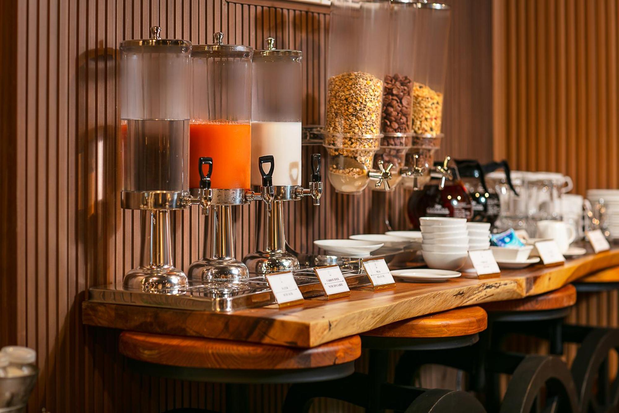 Nesta Hotel Saigon Thành Pho Ho Chí Minh Esterno foto