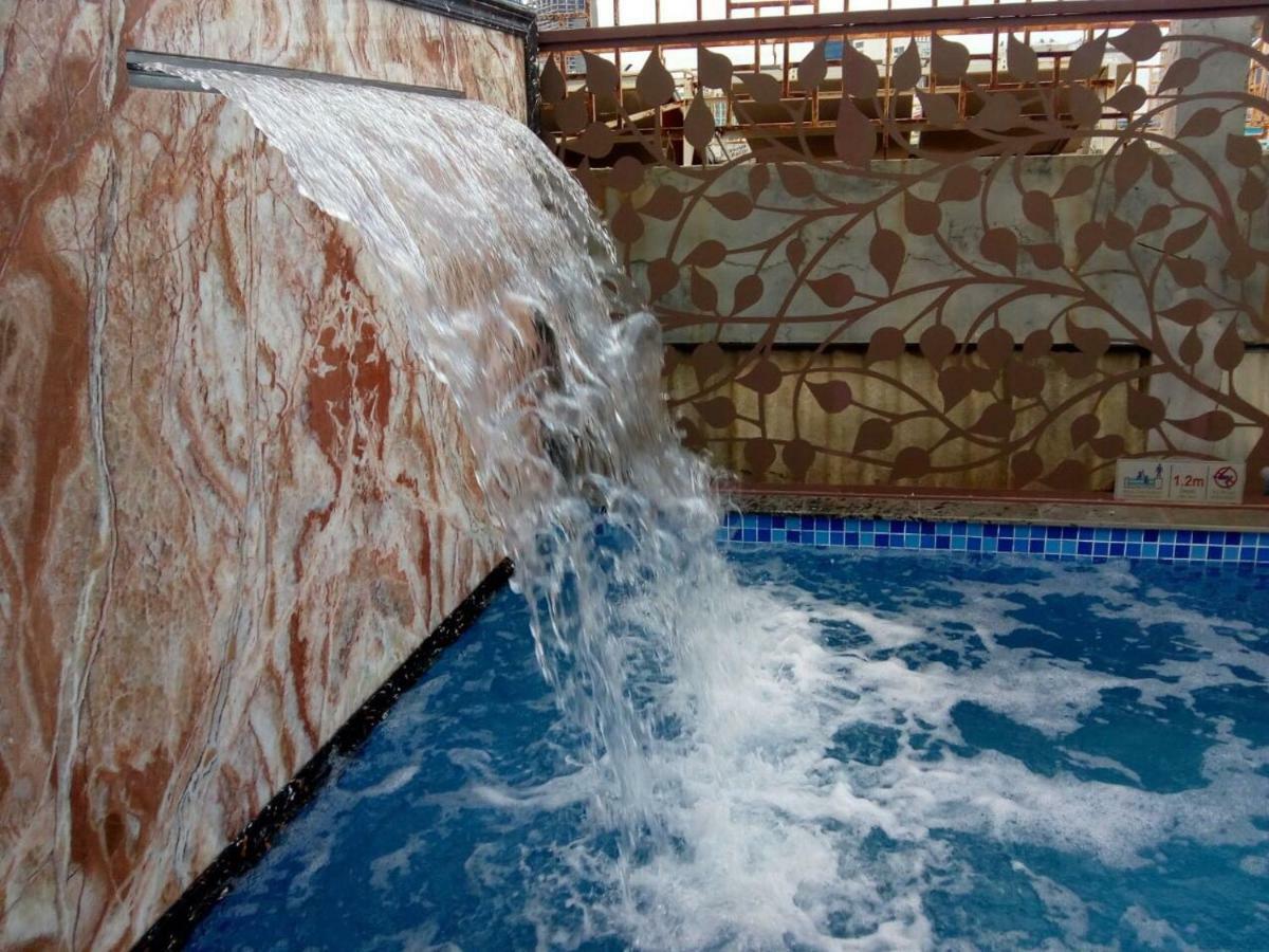 Nesta Hotel Saigon Thành Pho Ho Chí Minh Esterno foto